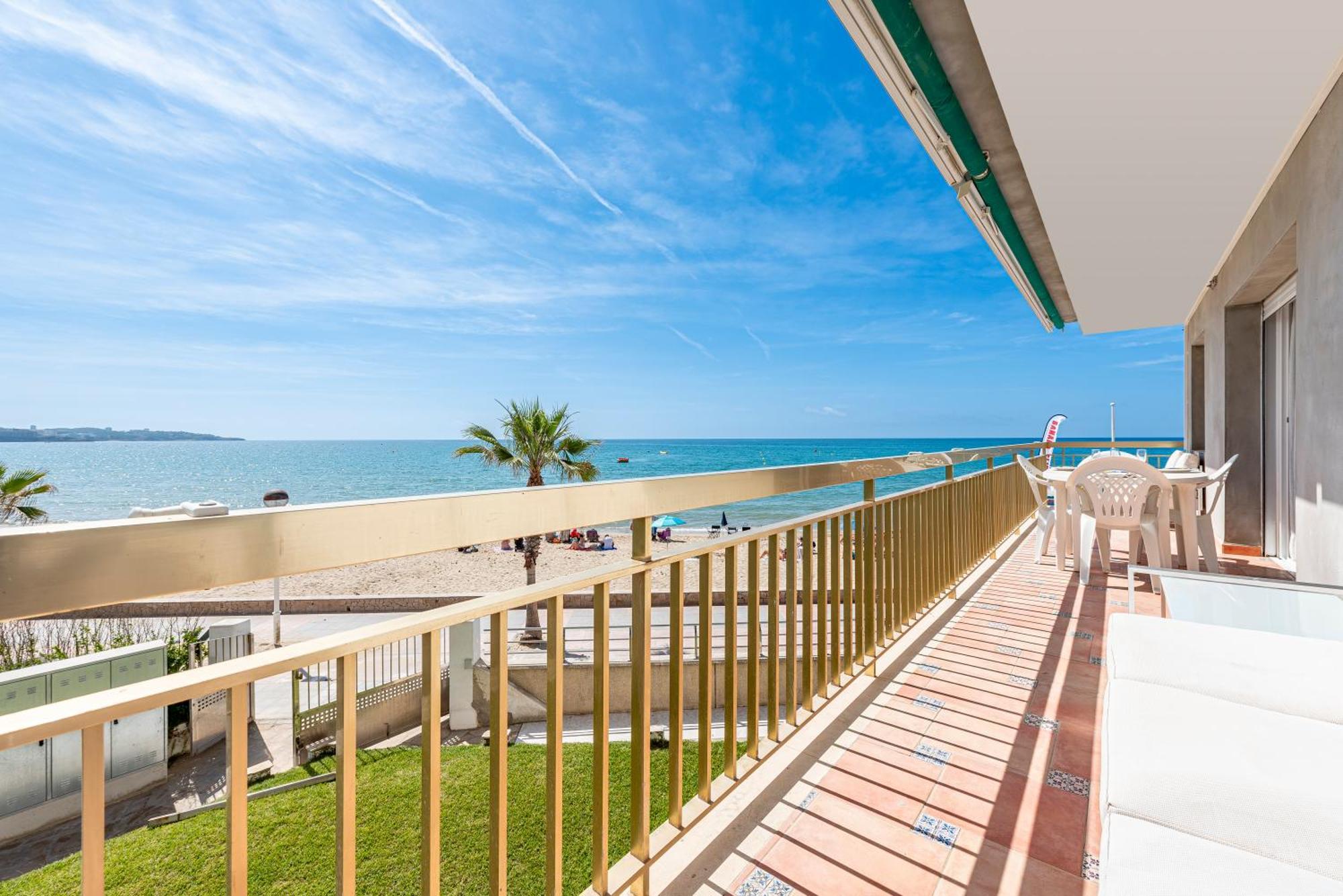 Apartamento Frente Al Mar Cambrils Eksteriør bilde