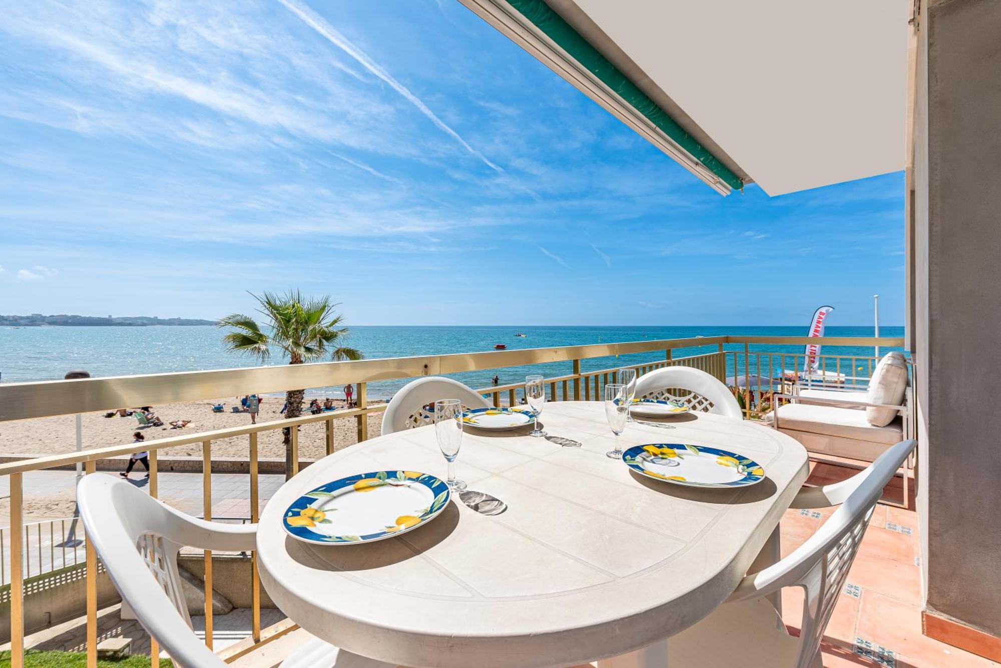 Apartamento Frente Al Mar Cambrils Eksteriør bilde