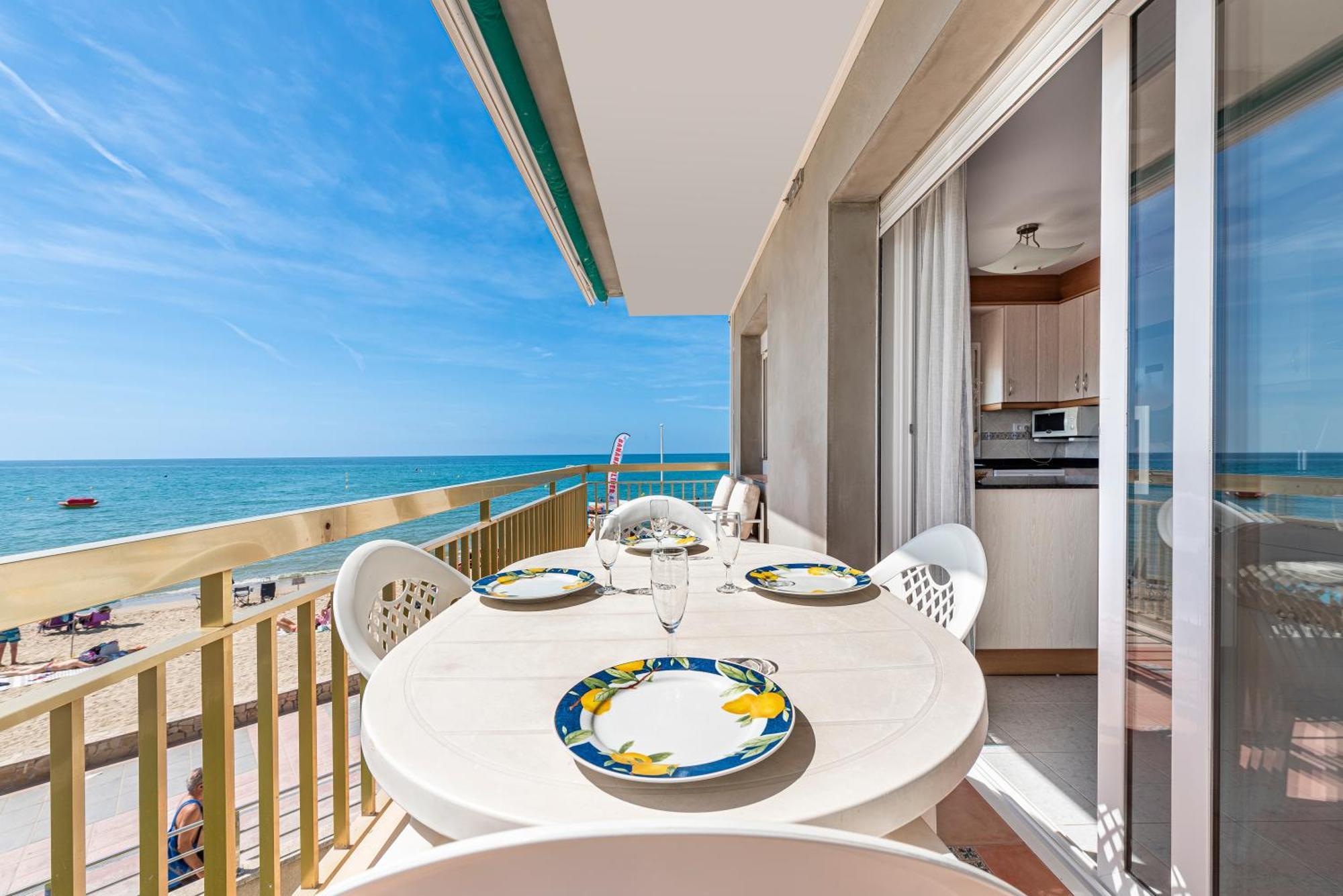 Apartamento Frente Al Mar Cambrils Eksteriør bilde